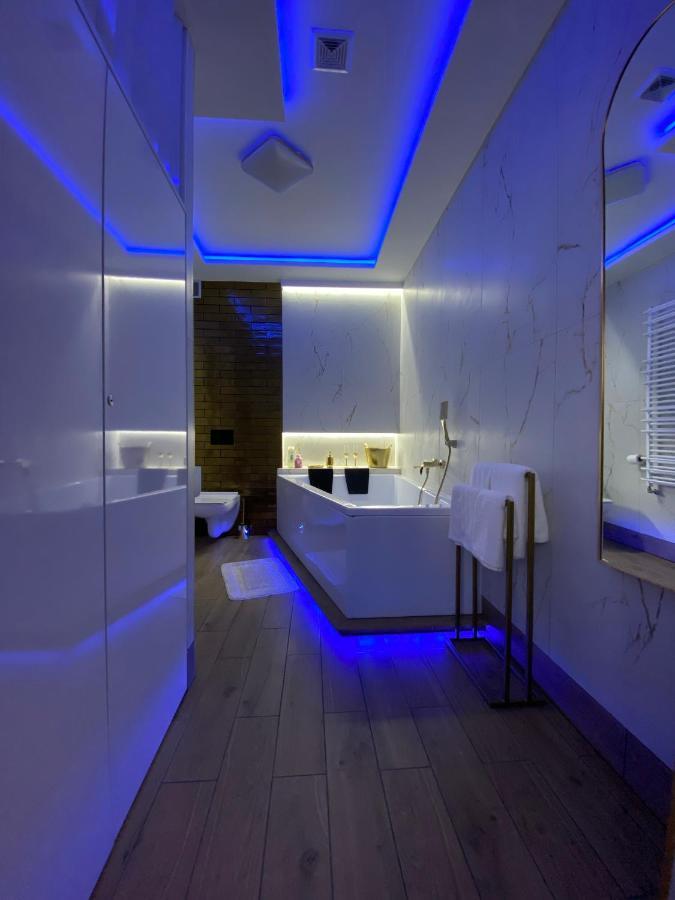 Apartament "Love" Centrum Z Duza Wanna Dla Dwojga Гниежно Екстериор снимка