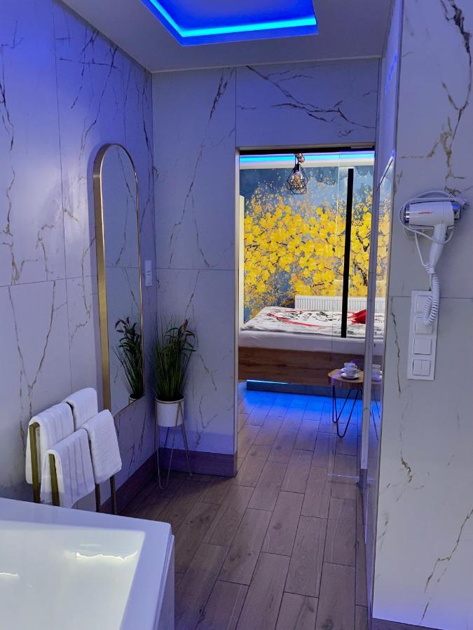 Apartament "Love" Centrum Z Duza Wanna Dla Dwojga Гниежно Екстериор снимка